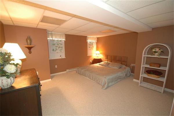 5 Endicott Road Andover, MA 01810 - Photo 24 of 30 Gallery Image 24