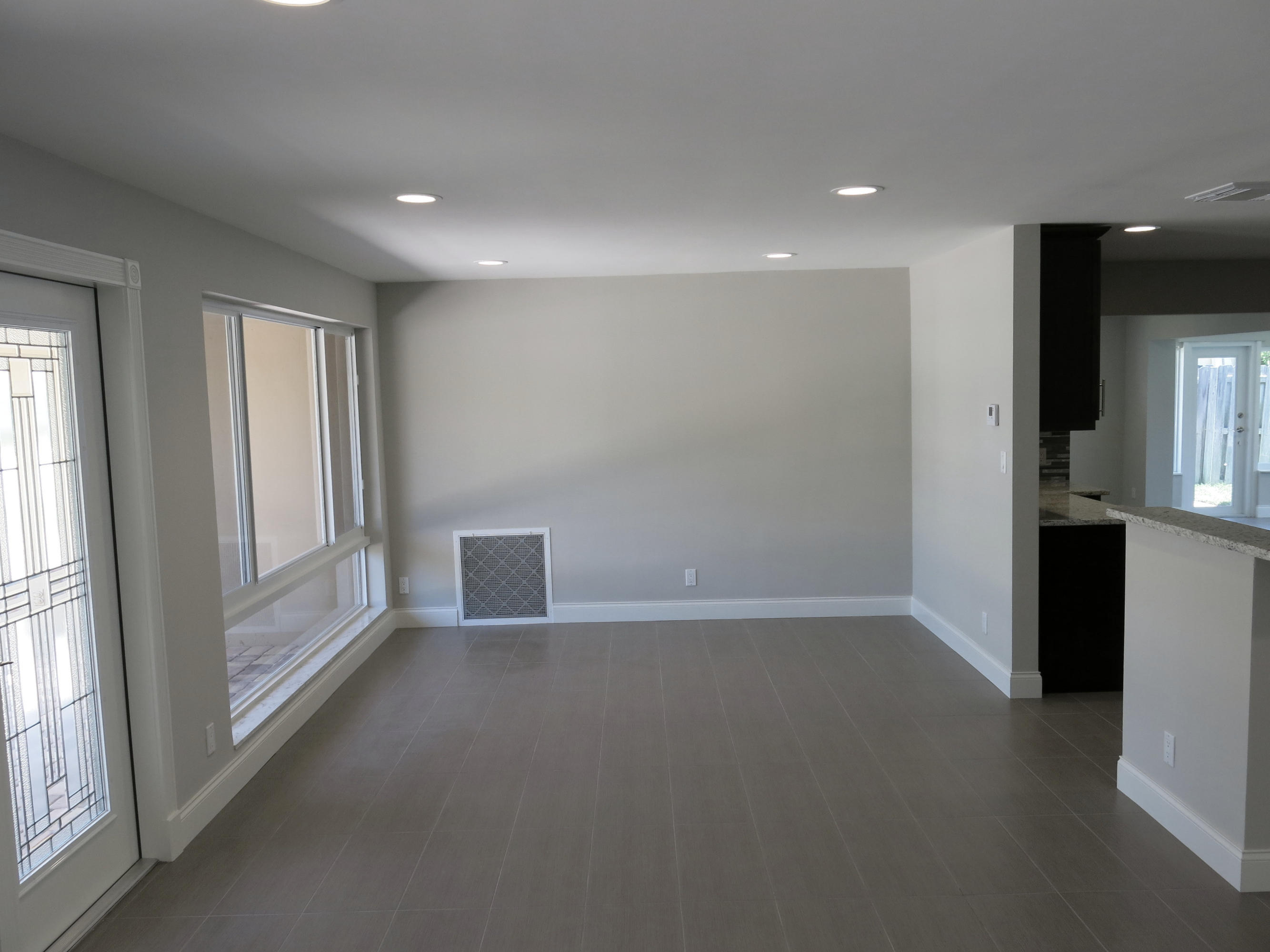 756 Barcelona Drive Boca Raton, FL 33432 - Photo 12 of 29 Dining room