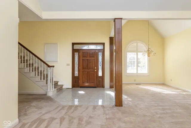 $499,000 | 7489 Oakland Hills Drive, Indianapolis, IN 46236