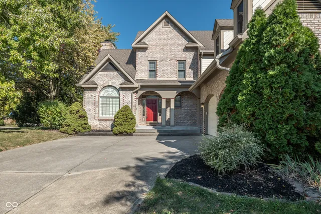 $499,000 | 7489 Oakland Hills Drive, Indianapolis, IN 46236