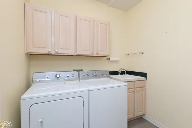 $499,000 | 7489 Oakland Hills Drive, Indianapolis, IN 46236