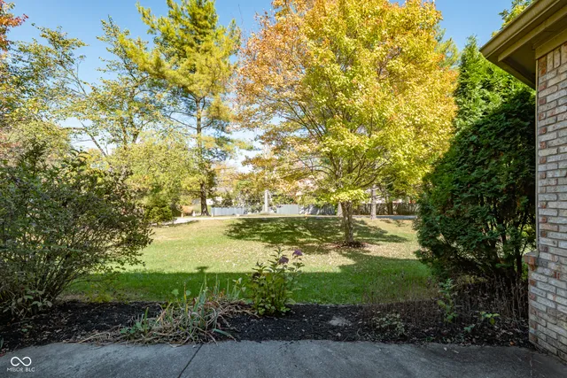 $499,000 | 7489 Oakland Hills Drive, Indianapolis, IN 46236