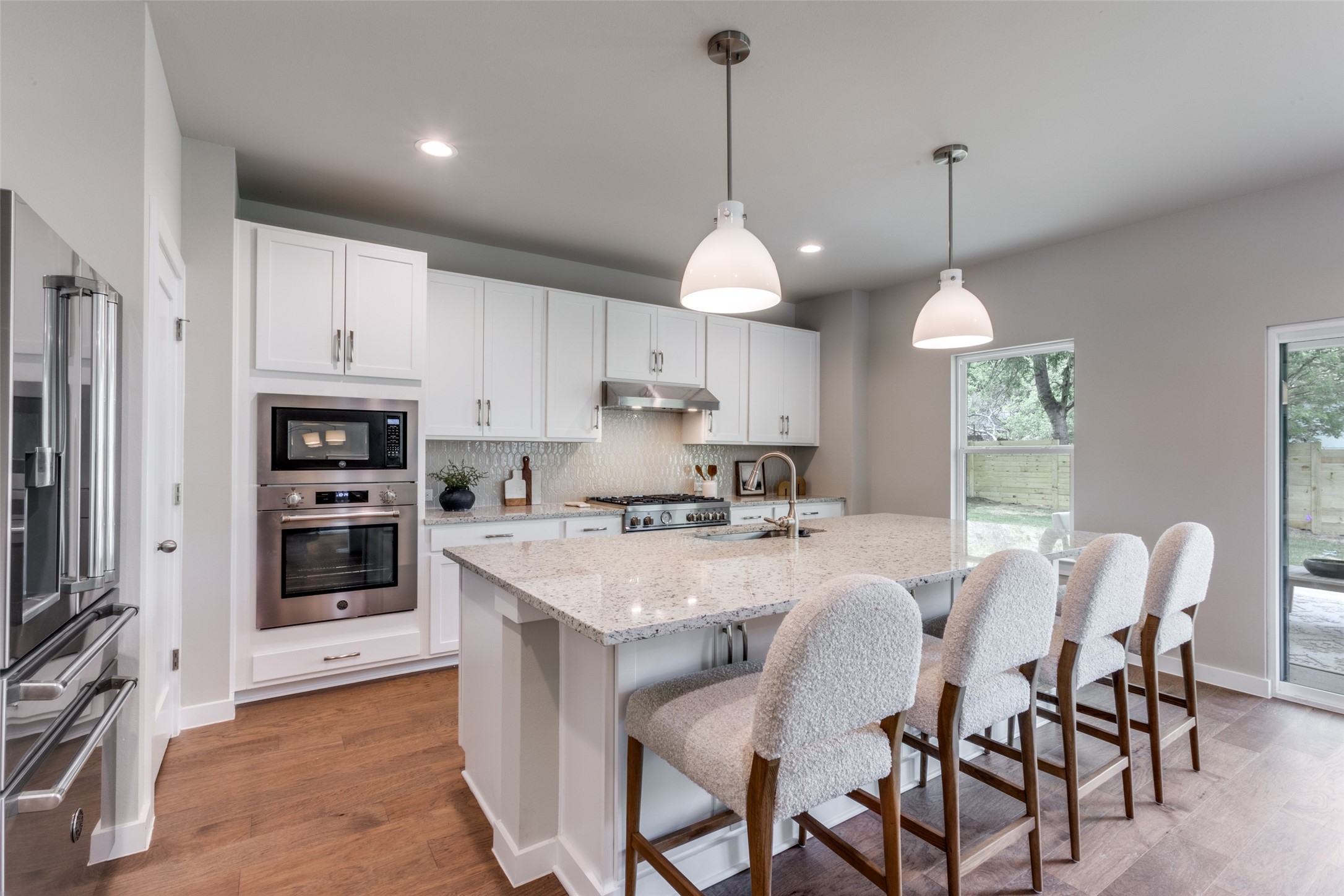 8012 Gault Street Austin, TX 78757 - Photo 15 of 47