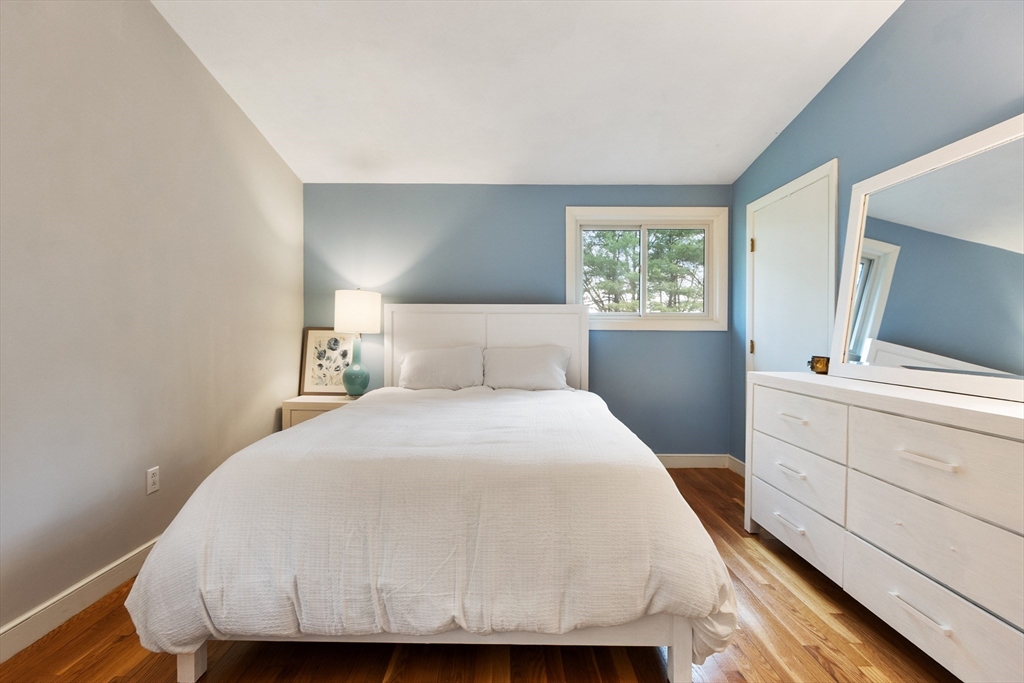 86 Framingham Road Southborough, MA 01772 - Photo 23 of 36