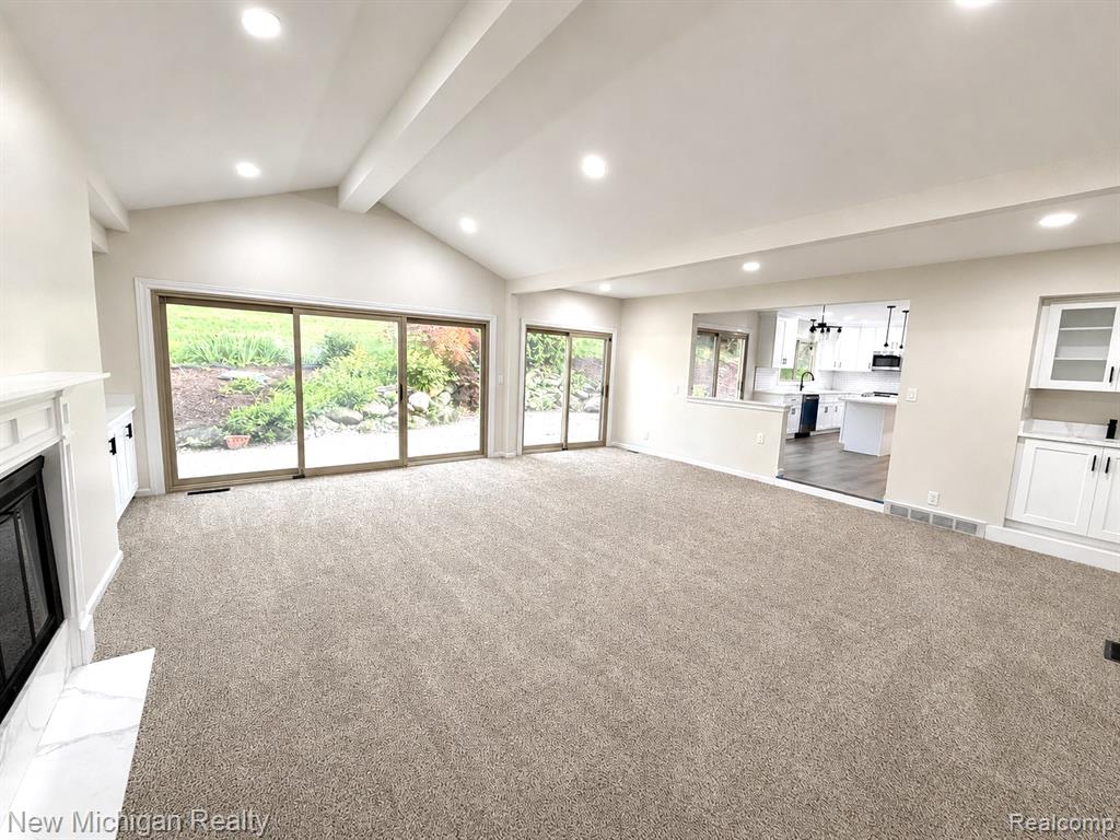 650 Deerfield Court Rochester Hills, MI 48309 - Photo 16 of 35
