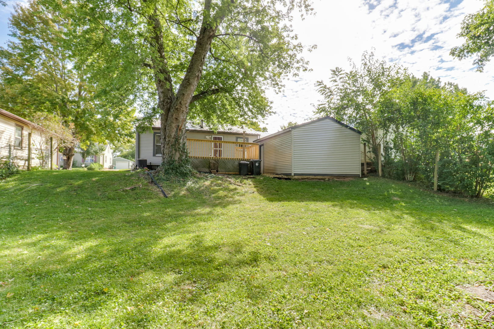 209 Reservoir Road Pekin, IL 61554 - Photo 28 of 33 Gallery Image 28