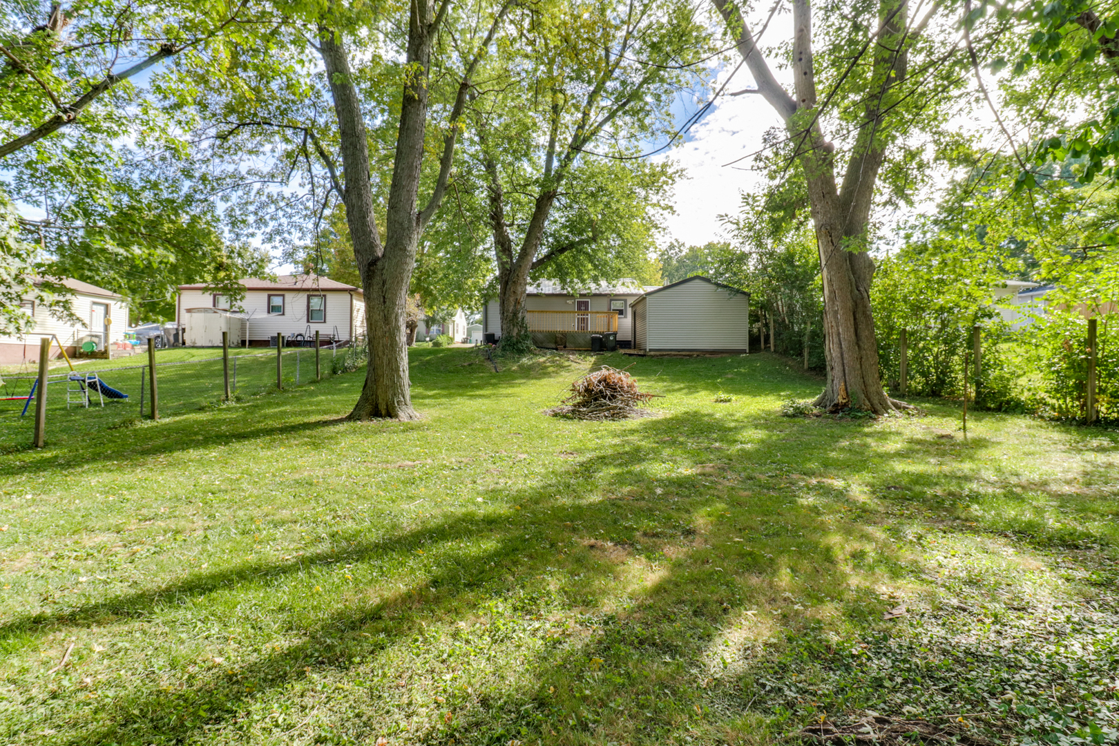 209 Reservoir Road Pekin, IL 61554 - Photo 32 of 33 Gallery Image 32