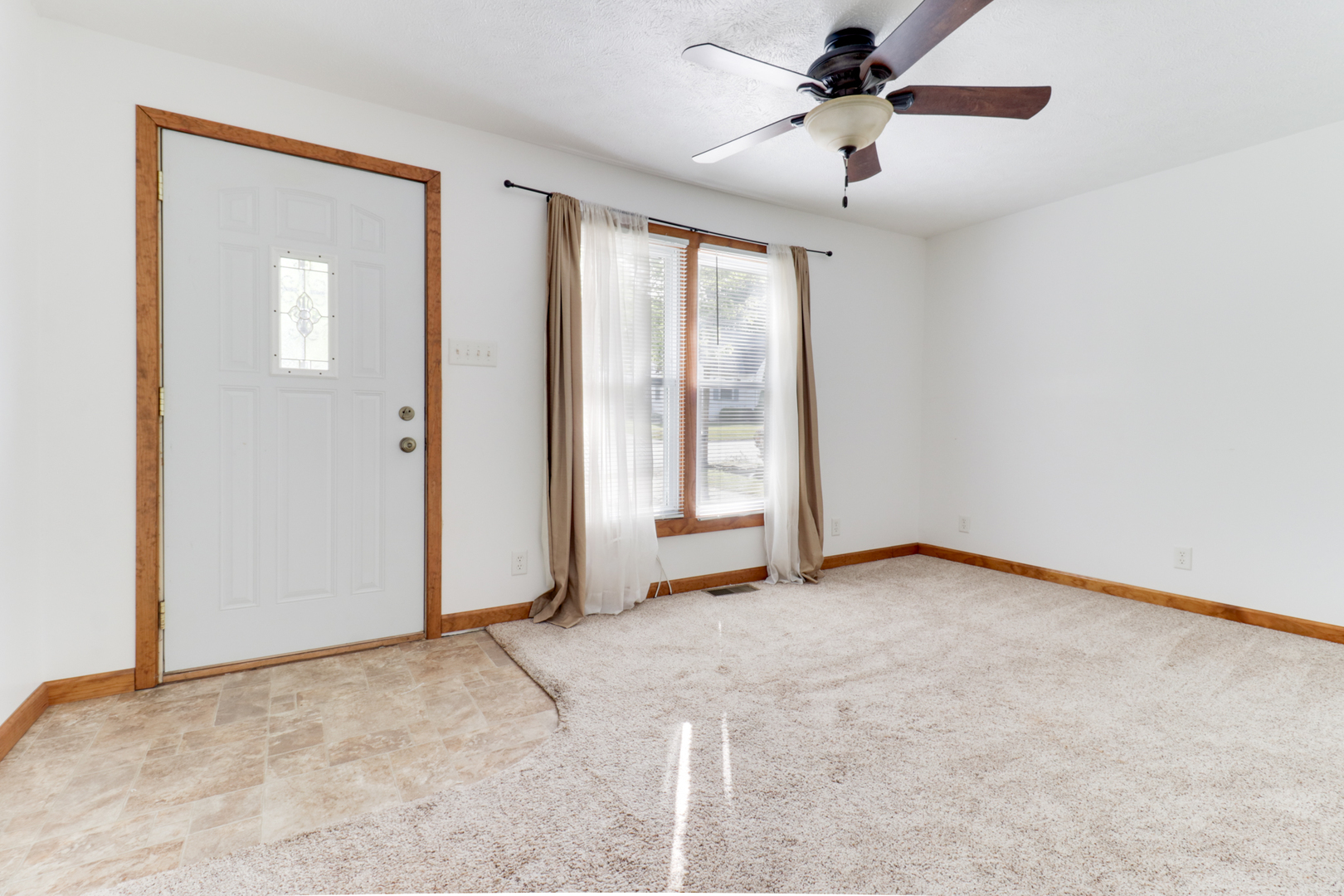 209 Reservoir Road Pekin, IL 61554 - Photo 6 of 33 Gallery Image 6