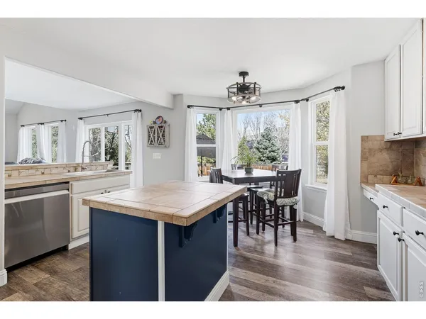 $770,000 | 5204 Clover Basin Drive, Longmont, CO 80503