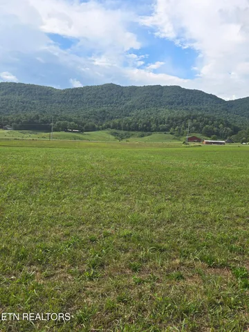 $35,000 | 2870 Old Highway 63, Speedwell, TN 37870