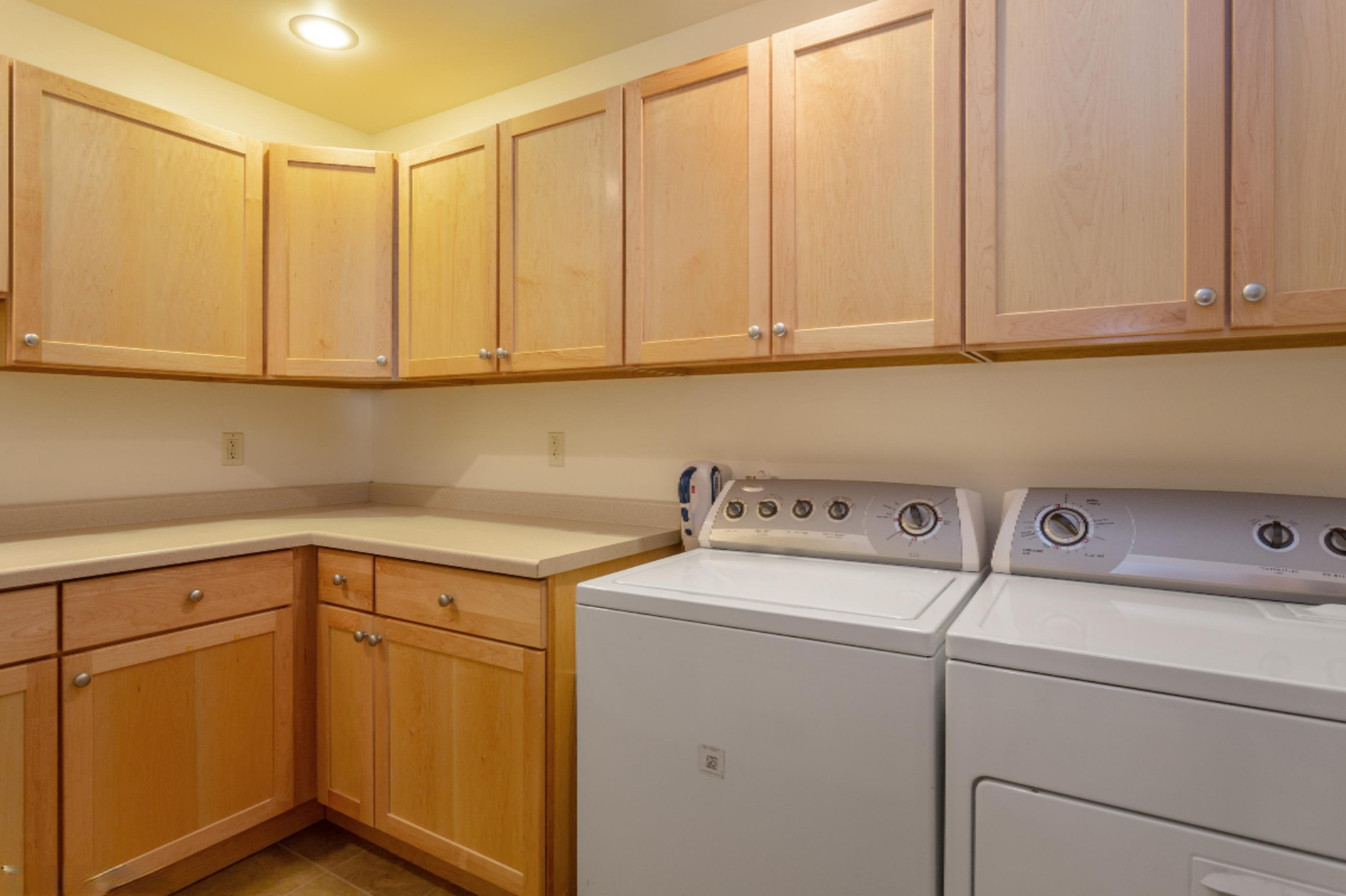 2048 Kaiser Road Galien, MI 49113 - Photo 14 of 20 11_2048KaiserRd_44_LaundryRoom_HiRes
