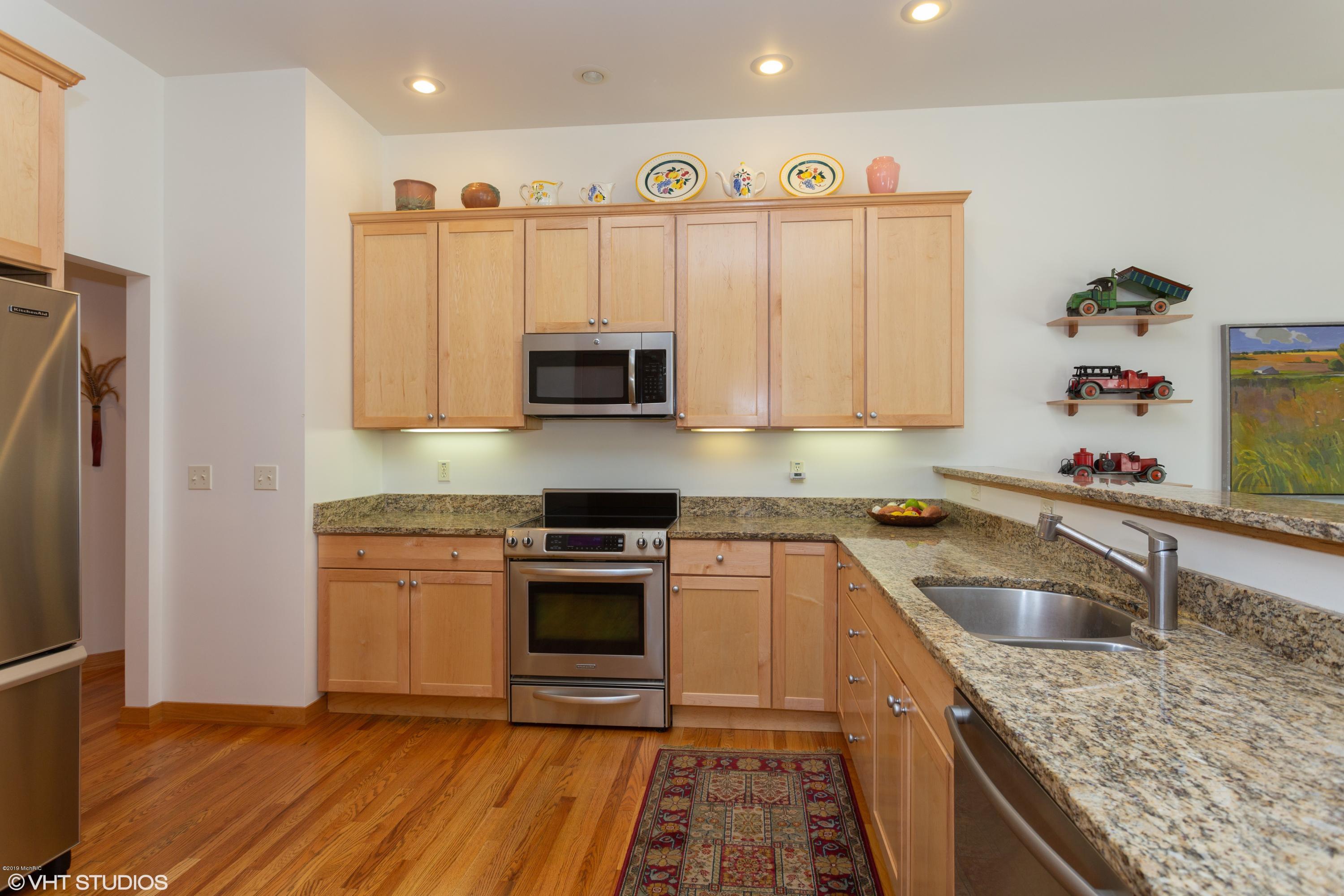 2048 Kaiser Road Galien, MI 49113 - Photo 5 of 20 03_2048KaiserRd_5_Kitchen_HiRes