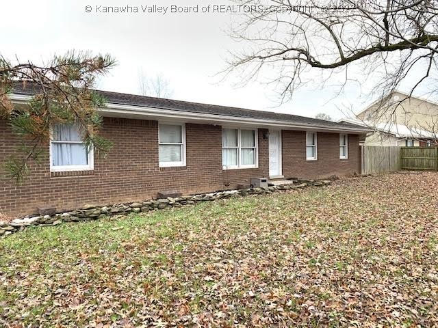 18 Cannery Lane Winfield, WV 25213 - Photo 2 of 17 Gallery Image 2