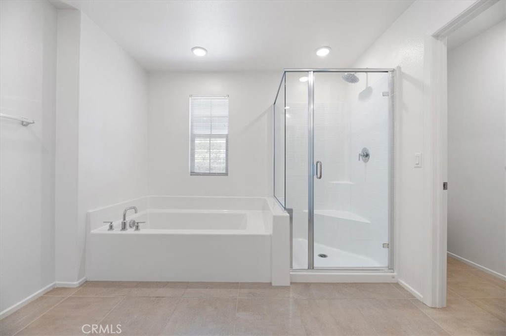 938 West Jasmine Way Rialto, CA 92376 - Photo 20 of 28