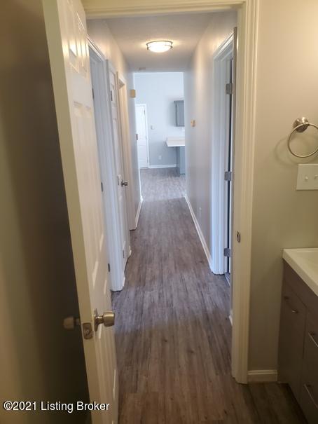 Orell hallway