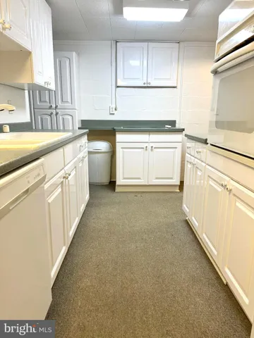 a view of washer and dryer