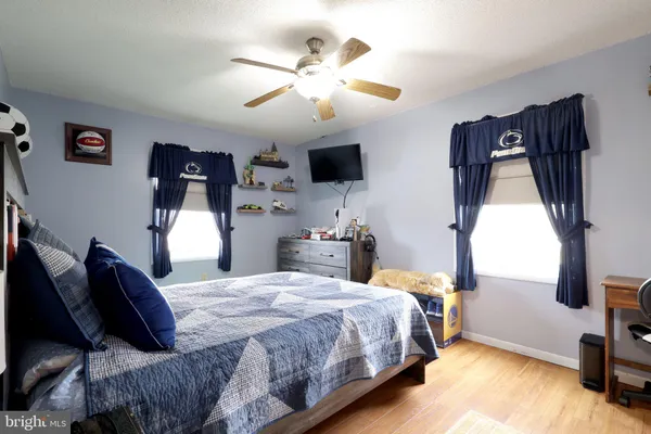 a view of an outdoor space and yard