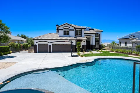 $1,075,000 | 13435 Canyon Crest Road, Yucaipa, CA 92399