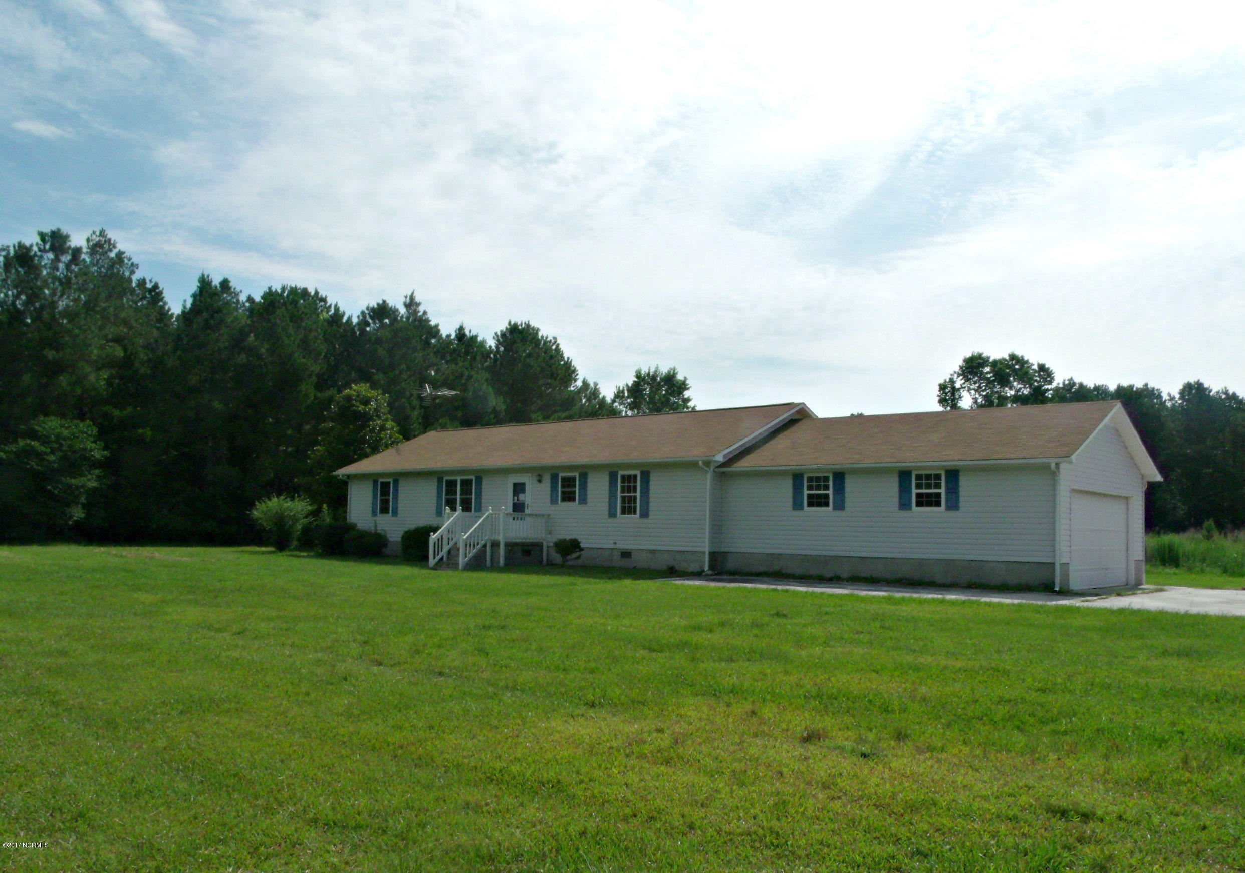 760 Indian Hill Road Ivanhoe, NC 28447 - Photo 1 of 23 Front of home