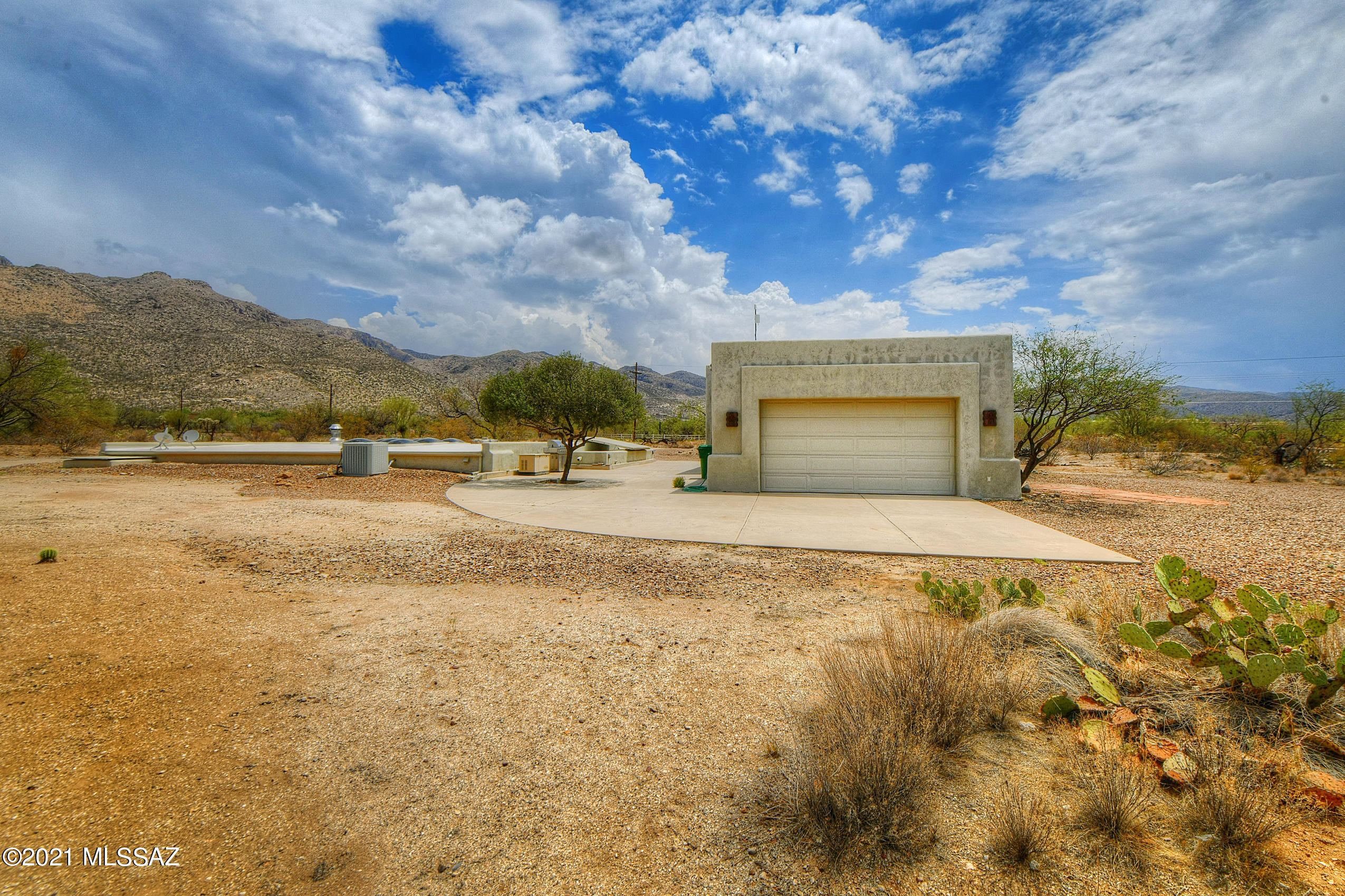 11025 East Snyder Road Tucson, AZ 85749 - Photo 5 of 35