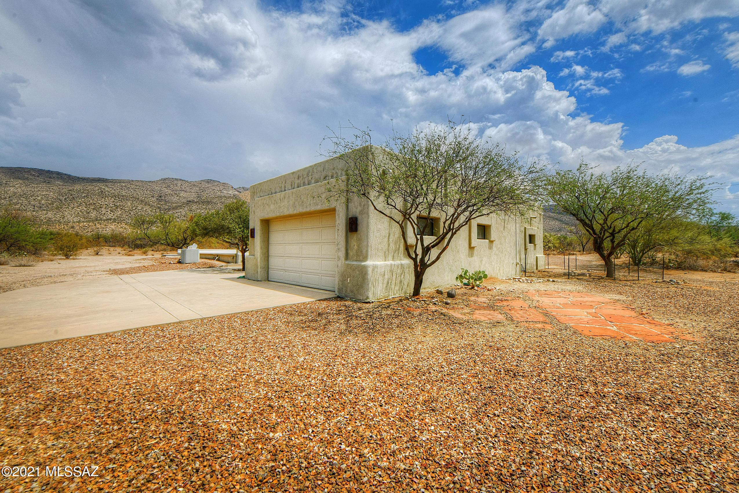 11025 East Snyder Road Tucson, AZ 85749 - Photo 6 of 35