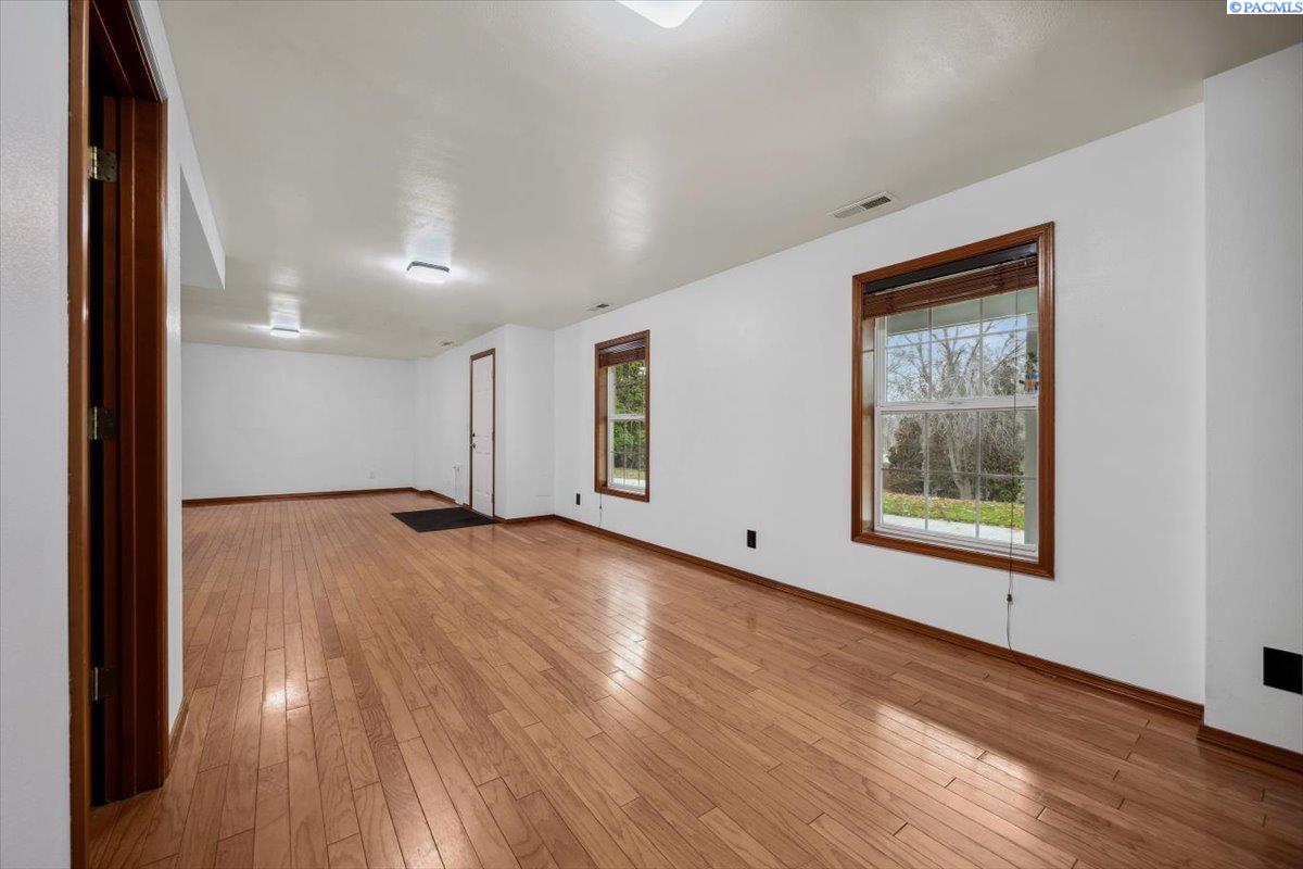 289 Rachel Road Kennewick, WA 99338 - Photo 27 of 35 Gallery Image 27