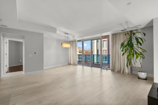 $1,275,000 | 1881 North Nash Street, Unit 612, Arlington, VA 22209