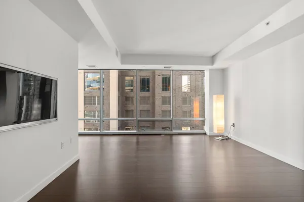 $1,275,000 | 1881 North Nash Street, Unit 612, Arlington, VA 22209
