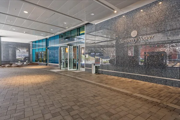 $1,275,000 | 1881 North Nash Street, Unit 612, Arlington, VA 22209