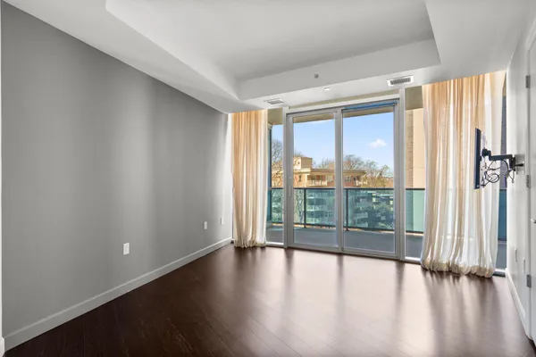 $1,275,000 | 1881 North Nash Street, Unit 612, Arlington, VA 22209