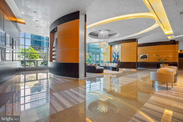 $1,275,000 | 1881 North Nash Street, Unit 612, Arlington, VA 22209