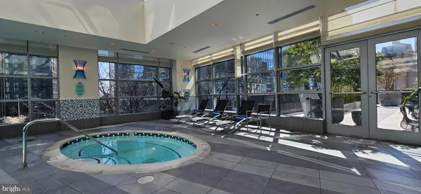 $1,275,000 | 1881 North Nash Street, Unit 612, Arlington, VA 22209