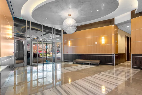 $1,275,000 | 1881 North Nash Street, Unit 612, Arlington, VA 22209