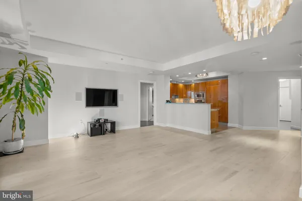 $1,275,000 | 1881 North Nash Street, Unit 612, Arlington, VA 22209