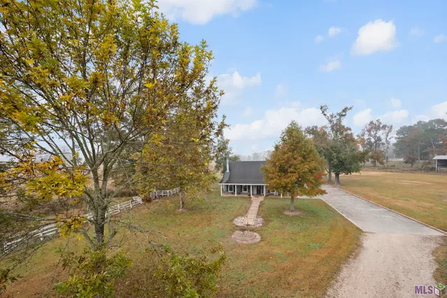 $439,000 | 1470 La Highway, Slaughter, LA 70777