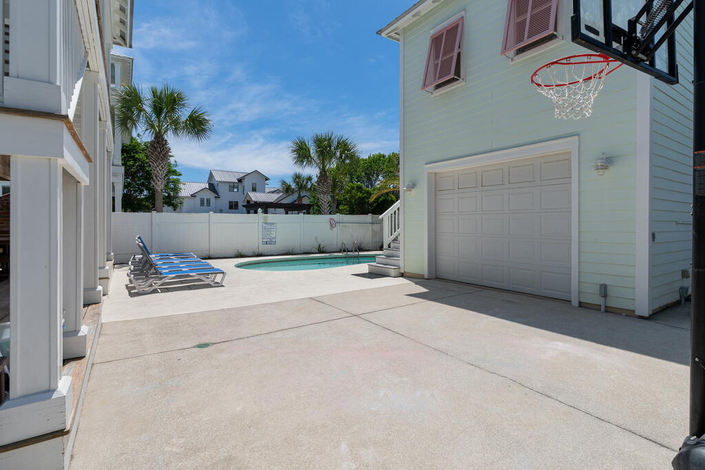 64 Dolphin Street Destin, FL 32541 - Photo 85 of 107 77_1