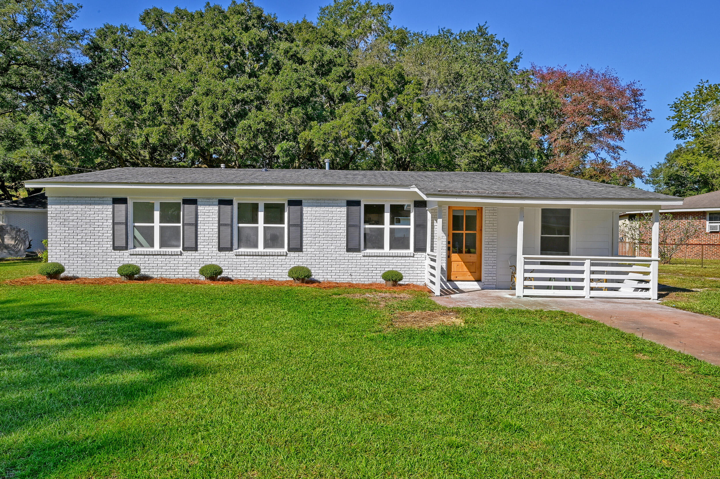 1472 Village Road Charleston, SC 29407 - Photo 1 of 63 DSC_0178-HDR(5)