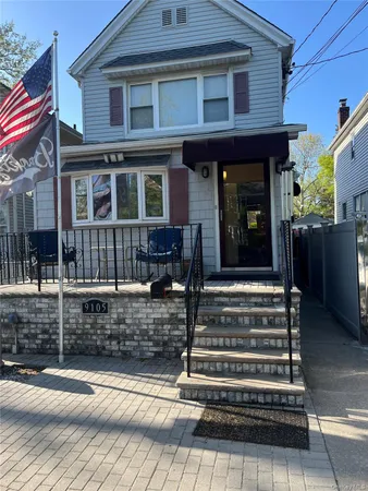 $2,450 | 91-05 107th Avenue | Liberty Heights Ward