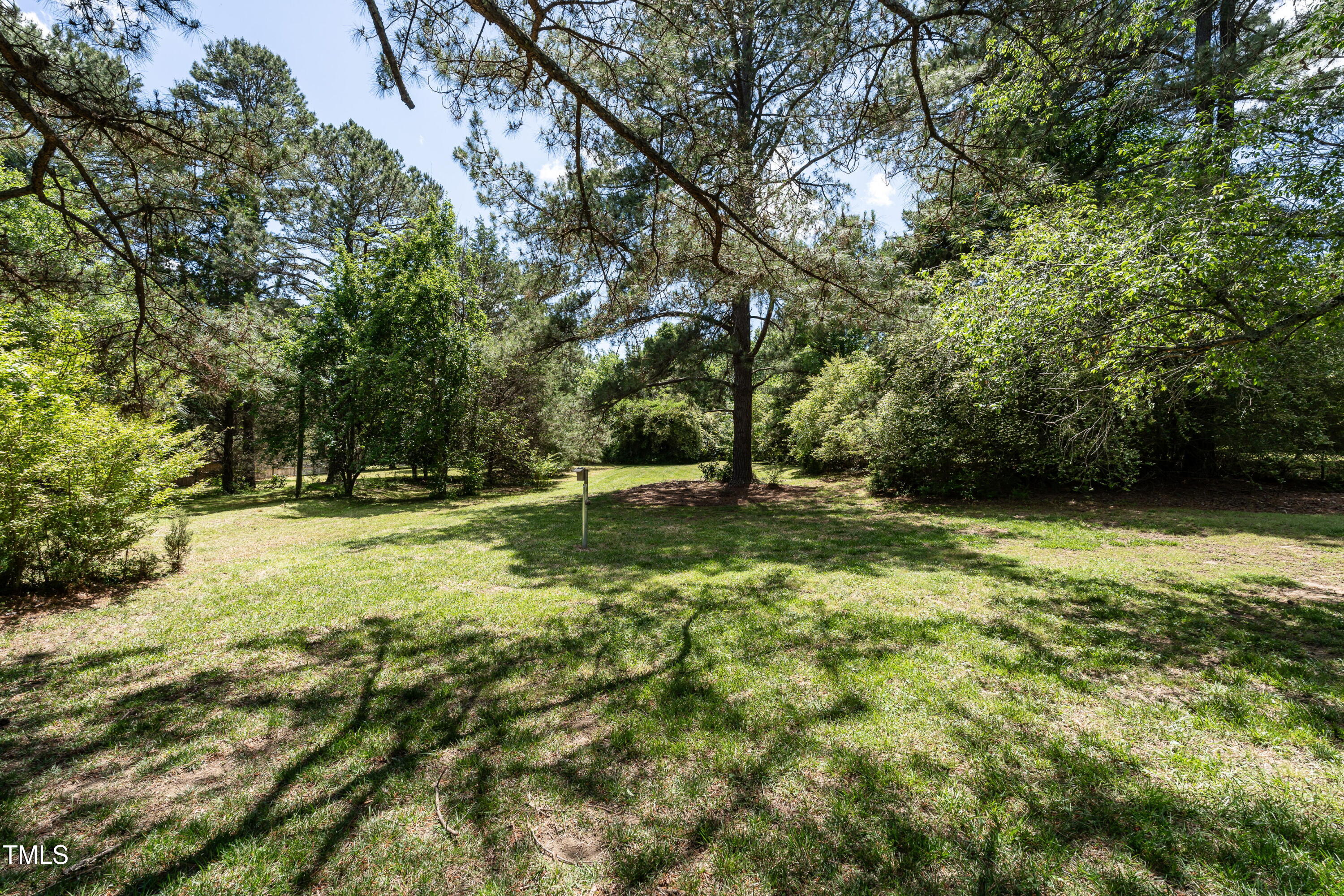 5812 North Beaver Lane Raleigh, NC 27604 - Photo 47 of 66 040-original-backyard