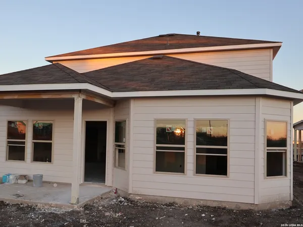 $344,990 | 4815 Rio Ruidoso, Von Ormy, TX 78073