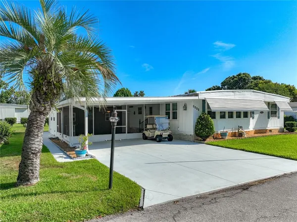 $215,000 | 1925 Brookside Drive, Mount Dora, FL 32757