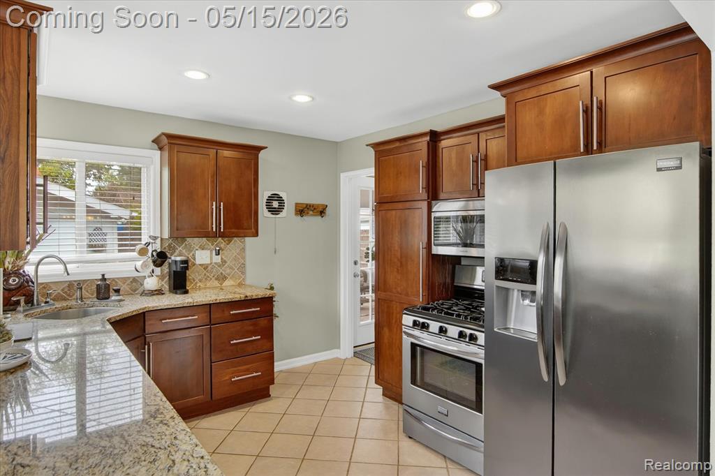31775 Marblehead Road Farmington, MI 48336 - Photo 29 of 43