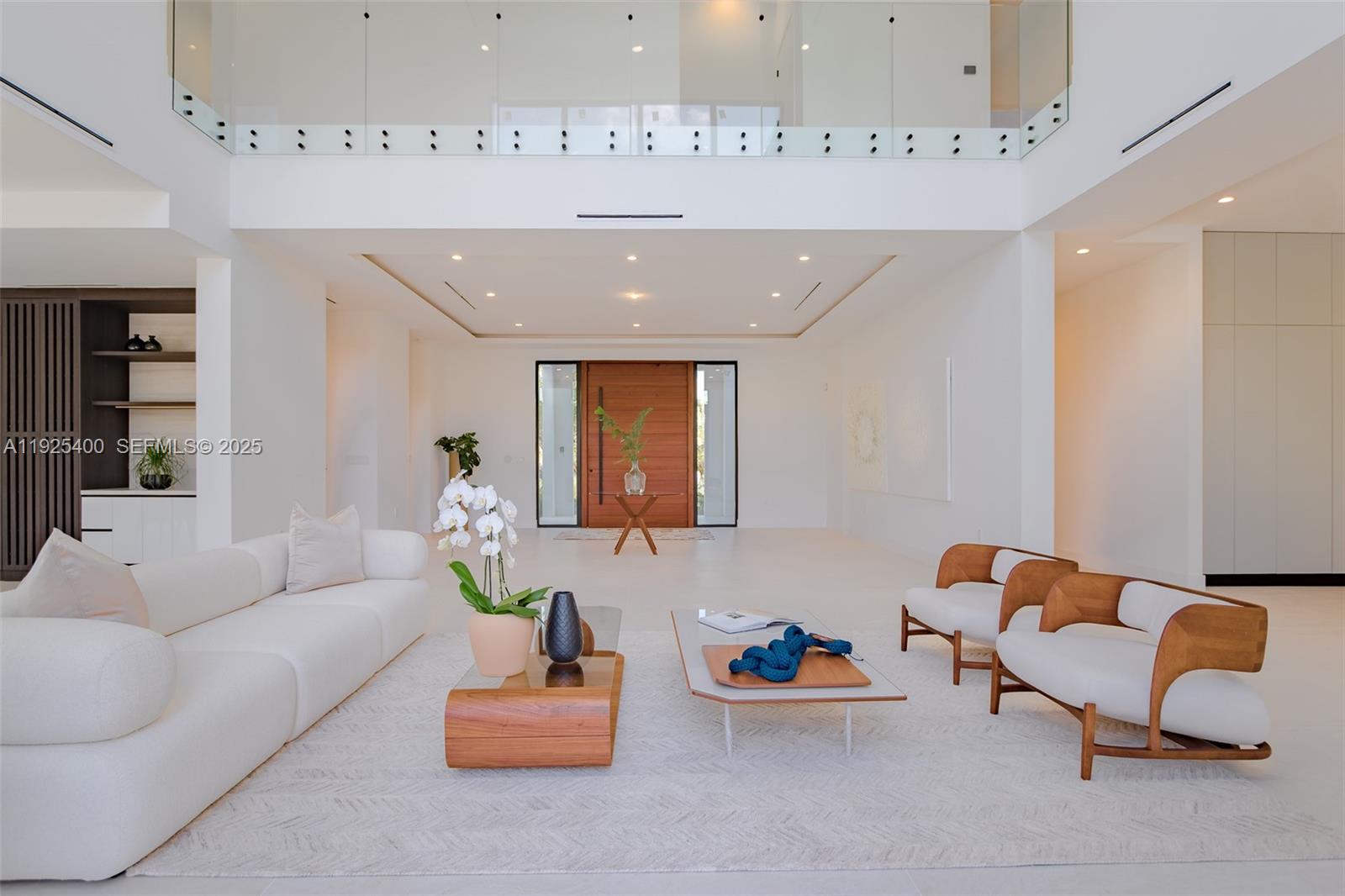 9840 Southwest 73rd Court Pinecrest, FL 33156 - Photo 12 of 64 Glass accents