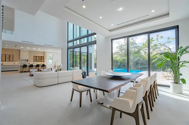 $6,990,000 | 9840 Southwest 73rd Court, Pinecrest, FL 33156