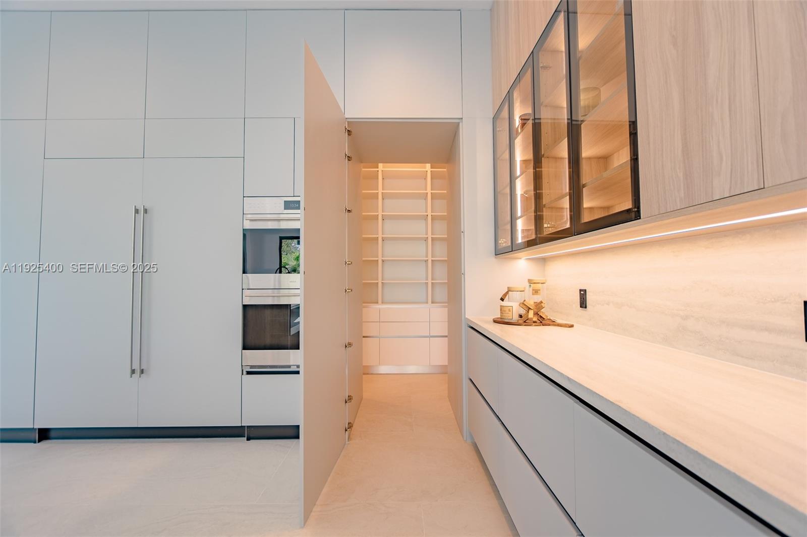 9840 Southwest 73rd Court Pinecrest, FL 33156 - Photo 28 of 64 Walking pantry