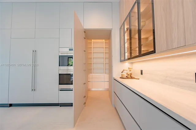 $6,990,000 | 9840 Southwest 73rd Court, Pinecrest, FL 33156