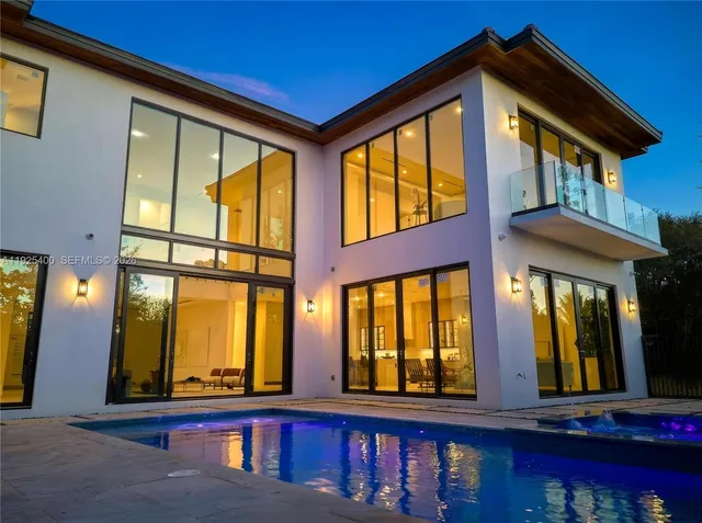 $6,990,000 | 9840 Southwest 73rd Court, Pinecrest, FL 33156