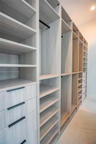 $6,990,000 | 9840 Southwest 73rd Court, Pinecrest, FL 33156