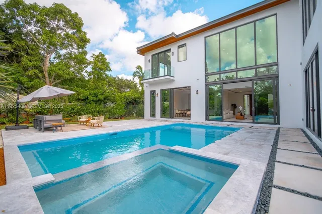 $6,990,000 | 9840 Southwest 73rd Court, Pinecrest, FL 33156