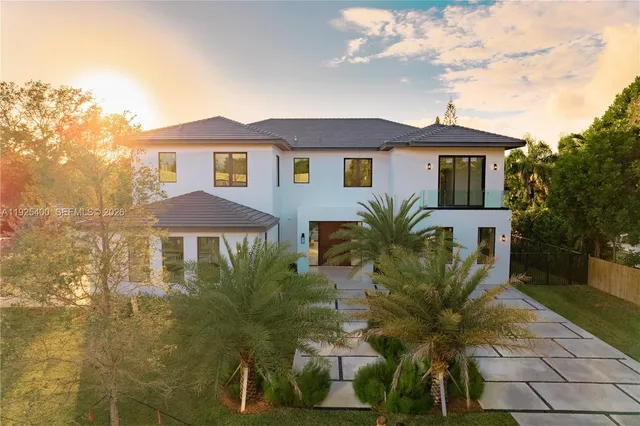 $6,990,000 | 9840 Southwest 73rd Court, Pinecrest, FL 33156